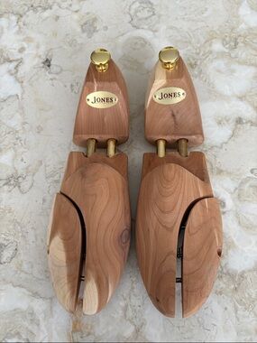 Jones Bootmaker Diplomat Wooden Shoe Tree